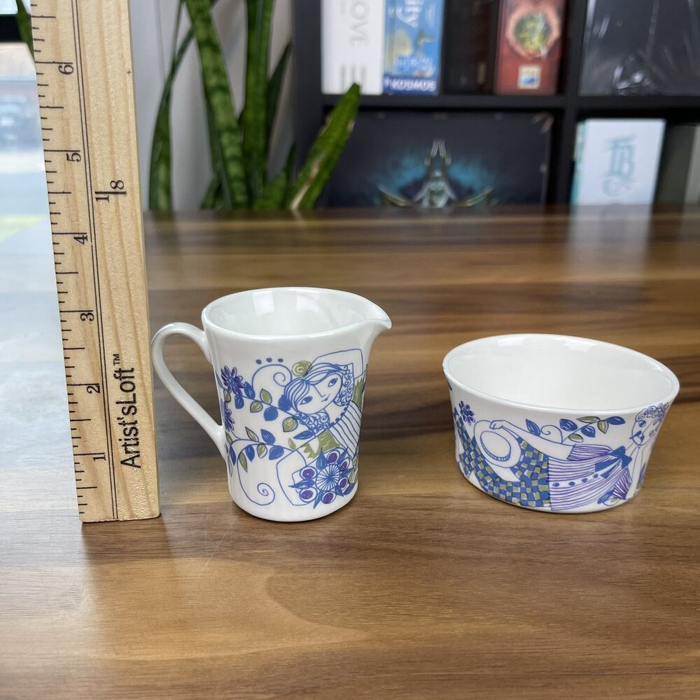 Figgjo Flint Turi Design Lotte Hand Painted Silkscreen Cream & Sugar Bowl Set - Picture 15 of 16